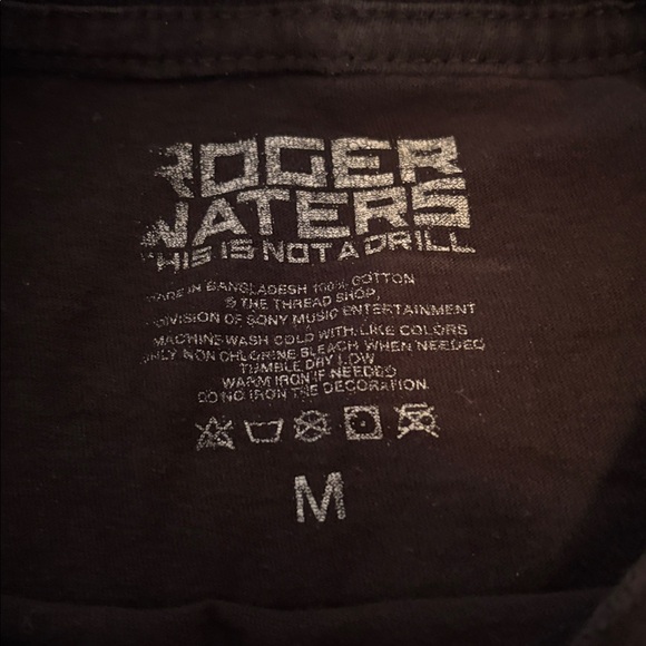 Roger Waters 2022 Tour Concert Tee Shirt - Picture 4 of 9